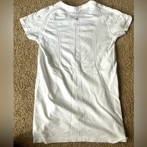 White lulu swiftly shirt